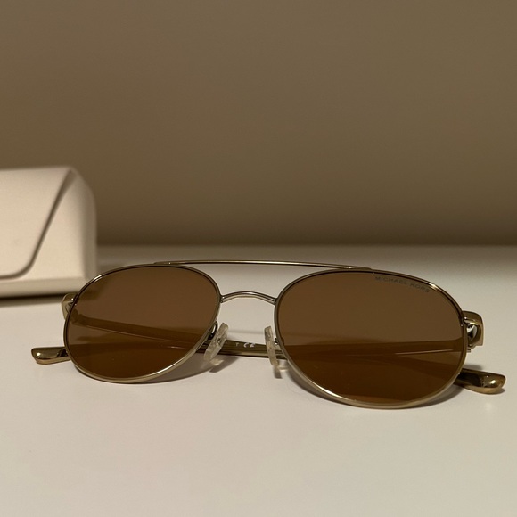 MK Gold Reflective Sunglasses - Picture 7 of 8